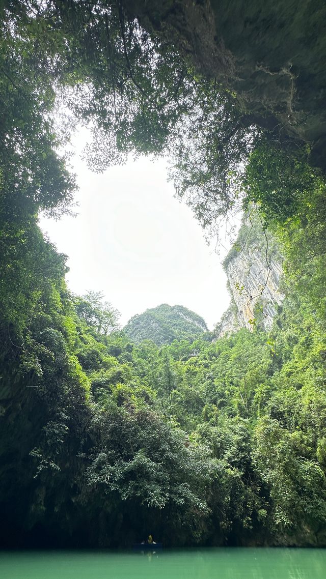 三門海世界地質公園，藍得像海水，山中有海，海上有門的神秘感。