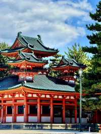 ⛩️京都平安神宮：傳統之美與寧靜的和諧交融