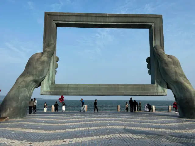 Weihai, Shandong | A romantic seaside city. 