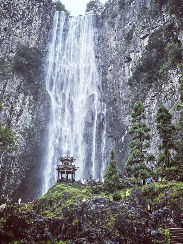 百丈漈之山水有相逢