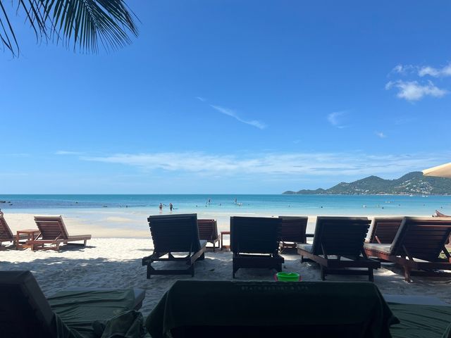 查汶海灘上的泰式綠洲