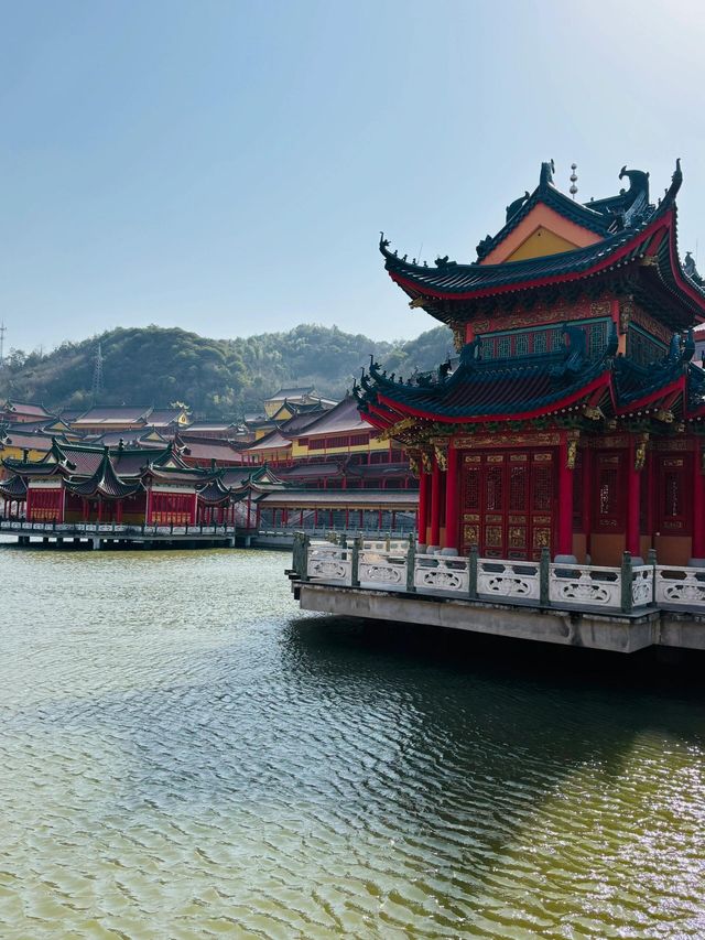 上虞秀峰寺：深山藏古寺，禅意韻悠長