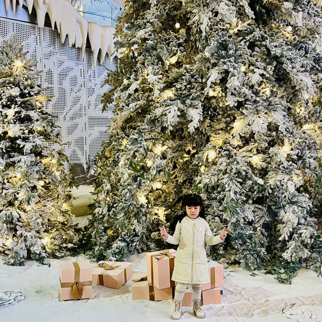 打卡深圳萬象冰雪之境