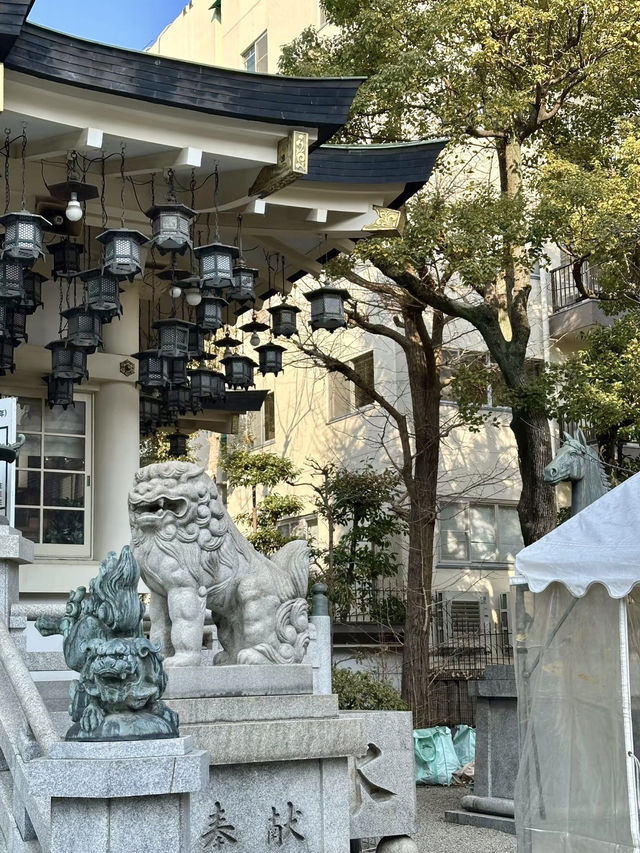 神社的古韻與現代的奢華