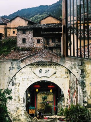 I prefer the low-key, hidden gem of Lishui over Suzhou and Hangzhou.