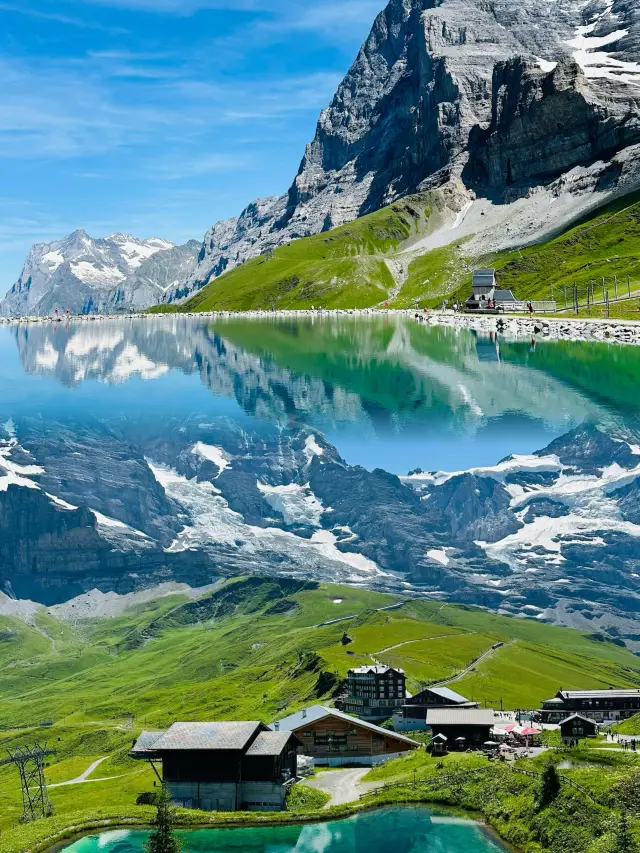 Sisters, the dreamy slopes of Grindelwald in Switzerland's perfect weather