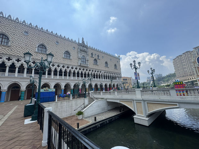 Macau - beauty is in the eye of the beholder 