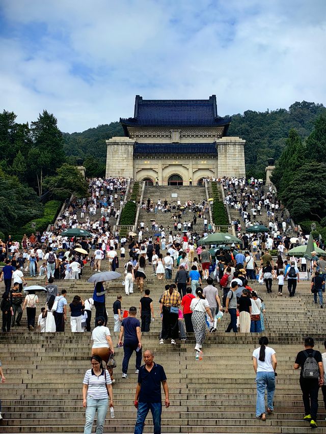 南京5日遊:從牛首山到鐘山,歷史與自然交融 南京5日遊:從牛首山到鐘山,歷史與自然交融