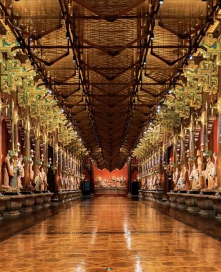 Stroll through ancient architecture and encounter Jining