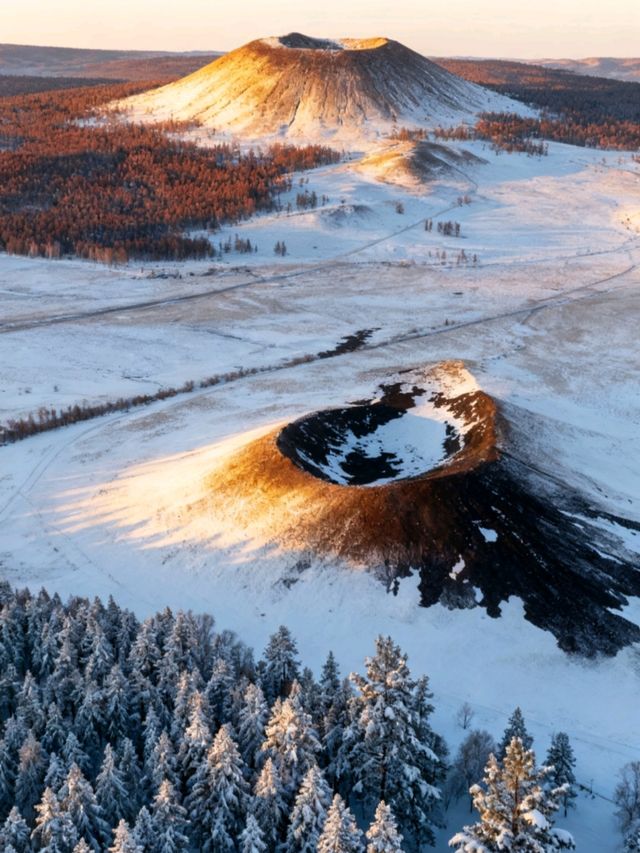 11月阿爾山:火山、森林與雪原交織的邊境童話之旅 11月阿爾山:火山、森林與雪原交織的邊境童話之旅