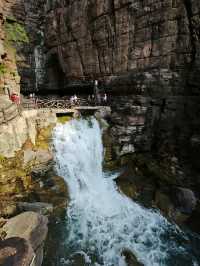 “華夏第一奇峽”實至名歸！雲臺山紅石峽絕美震撼