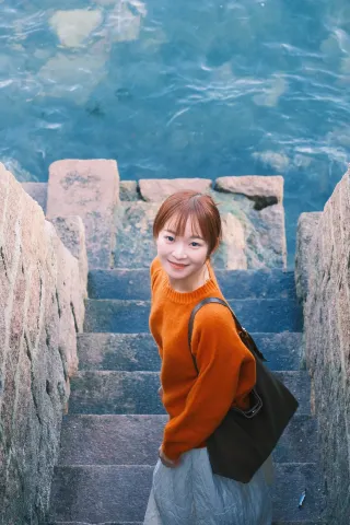 Get off at Qingdao Station! Head straight to this spot for shooting the sea! Location attached