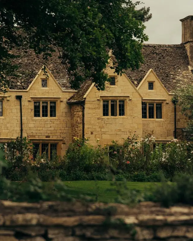 An Overnight Stay at the UK’s First “Slow Hotel”
