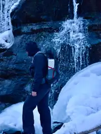 烏魯木齊冬日徒步 | 小眾冰瀑徒步秘境