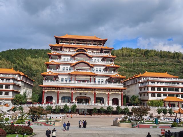 宜興大覺寺|江南小布達拉宮絕絕子免費清淨還能登山祈福! 宜興大覺寺|江南小布達拉宮絕絕子免費清淨還能登山祈福!