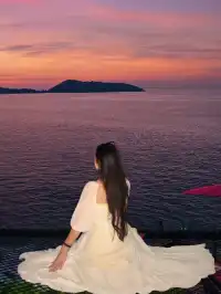 普吉島網紅咖啡｜被烤鱸魚和焦糖麵包圈粉了