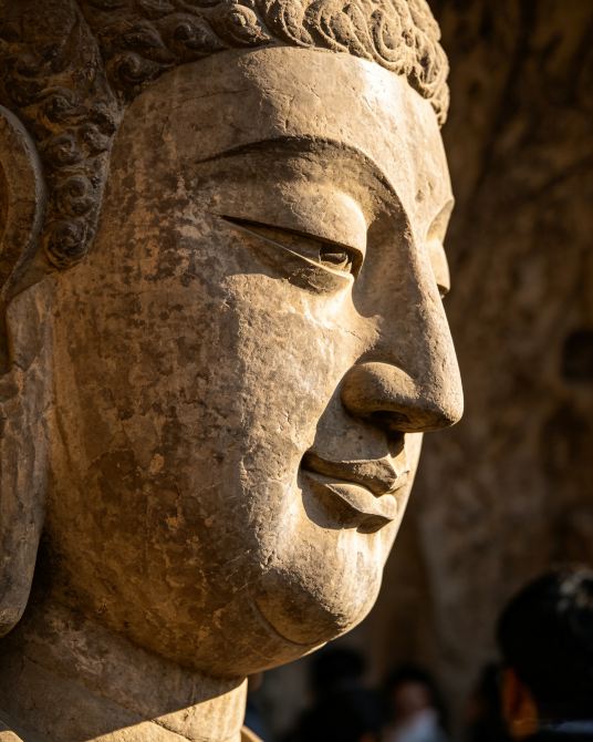 石仏 石像 龍門石窟盧舎那大仏仏像 家内 茶室 禅意 置物 工芸品 龍門石窟で、10万体の仏像と千年の時を超えて見つめ合った！ | Trip