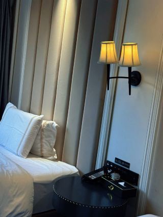 Tai'an, Mount Tai 💯 Who knows?! A spacious room with mountain views overlooking Mount Tai, the scenery is absolutely stunning! ✨