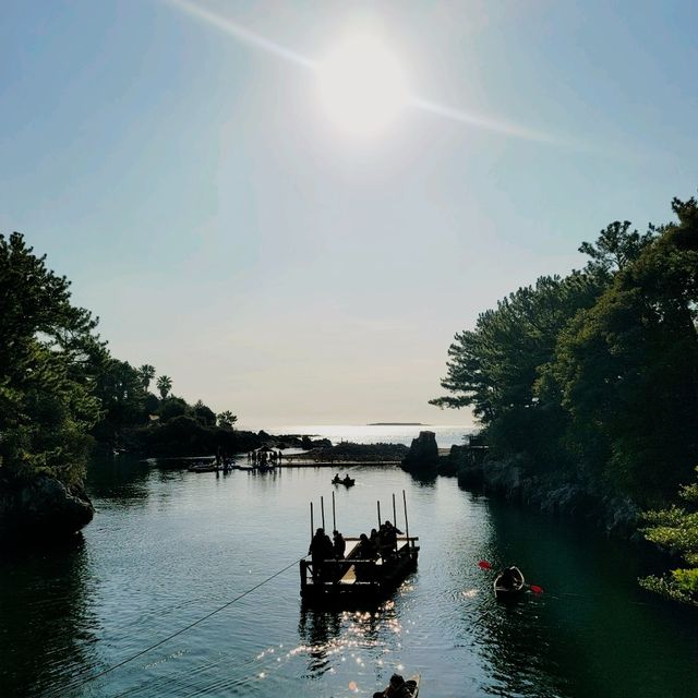 제주의 아름다운 계곡에서 유유자적 뱃놀이하기🛶