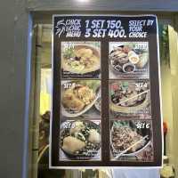 ‘ไห’ ร้านส้มตำสุดชิค จ. ภูเก็ต