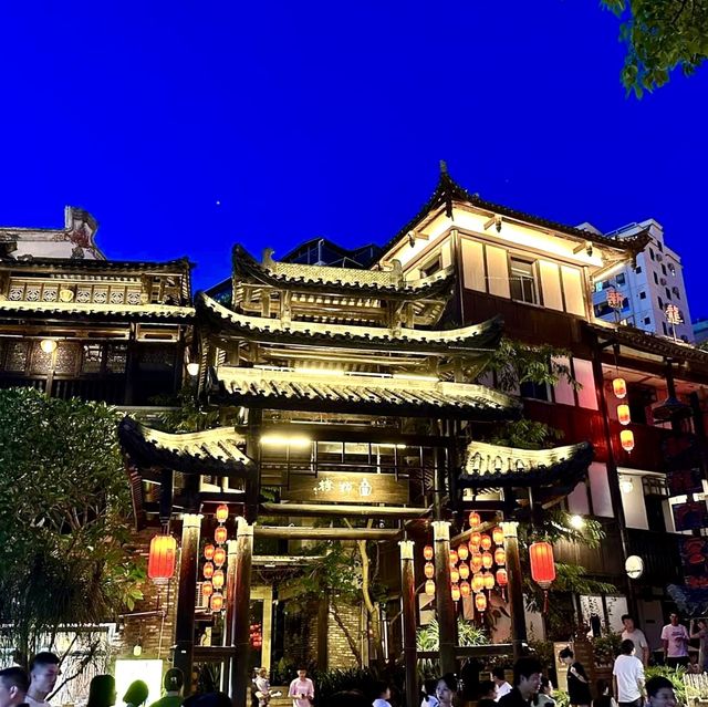 甘坑古鎮-客家小鎮，日景與夜景，各有特色