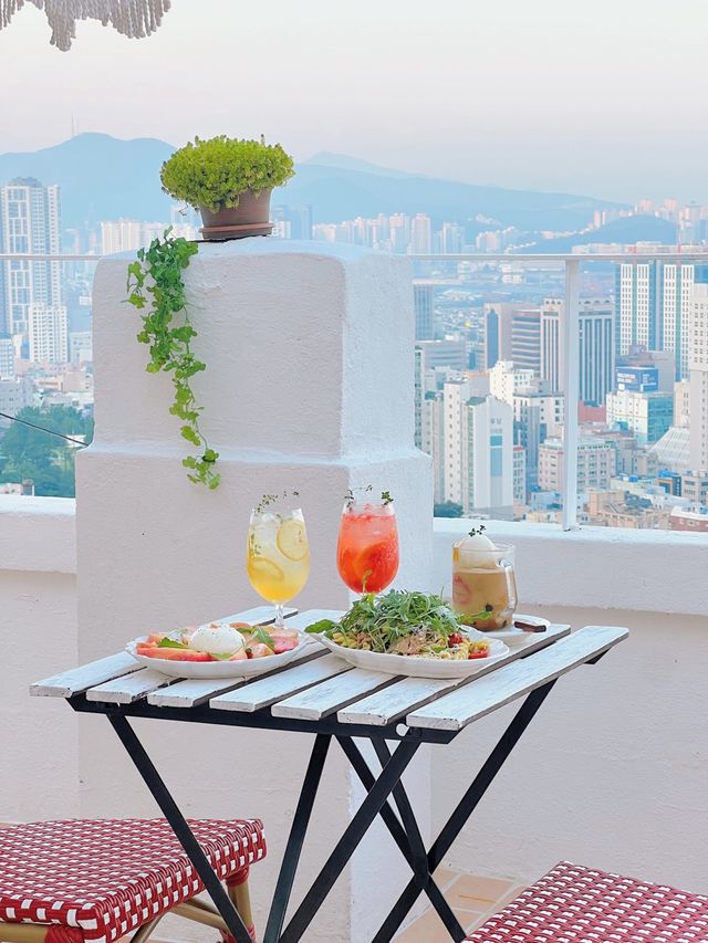 알록달록 부산 도심 뷰 테라스 카페 💜 