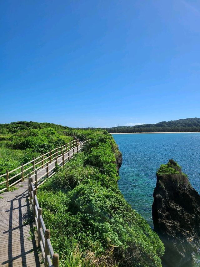 西表島の絶景ポイント うなりざき公園展望台