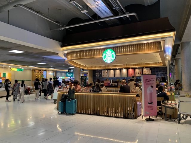 タイ　タイ観光　スワンナプーム国際空港に行ってきた！