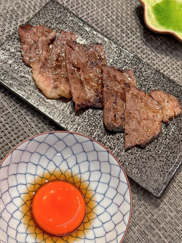 《正 宗 炭 火 燒 烤》