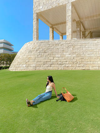 You can even enjoy a picnic at the museum??🫶🏻