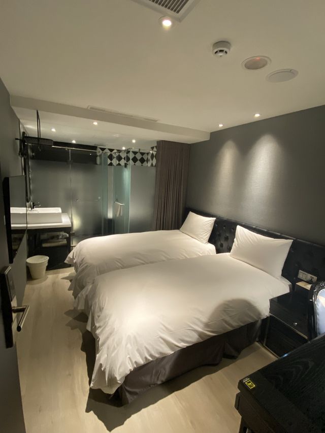Check Inn Taipei Main Station โรงแรมทำเลดีมีอ่าง ไทเป