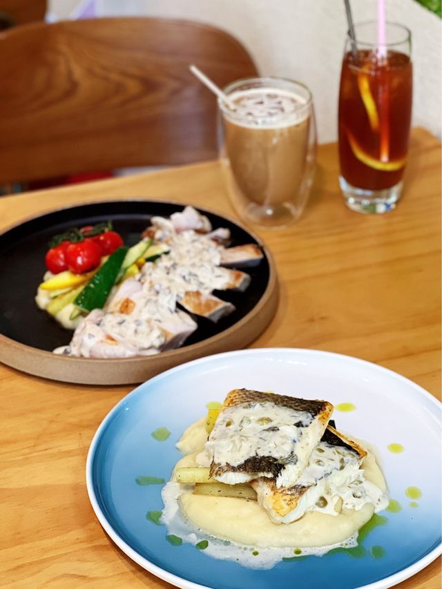 銅鑼灣抵食又豐富平日午餐