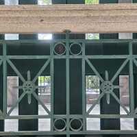香港法定古蹟: 高街舊精神病院立面