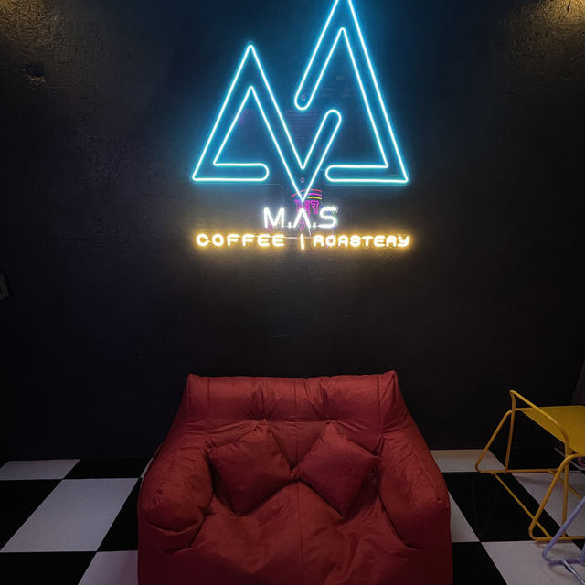 M.A.S Stay-at-cafe
