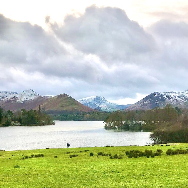 The stunning glacial lake of Derwentwater