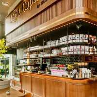 Light Capture Cafe
