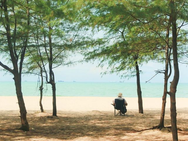 เที่ยวหาดแหลมเจริญ ระยอง ในวันฟ้าใส