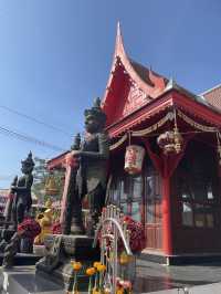 ไหว้ท้าวเวสสุวรรณที่วัดจุฬามณี