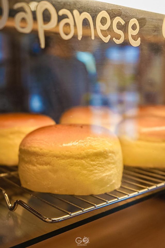 Kiki cheesecake - กิ๊กิ ชีสเค้ก สาขาศรีราชา 