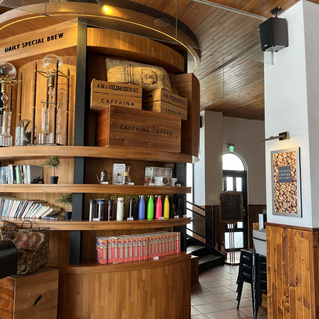 【台中】おしゃれ可愛いケーキとパンが楽しめるCAFFAINA COFFEE GALLERY