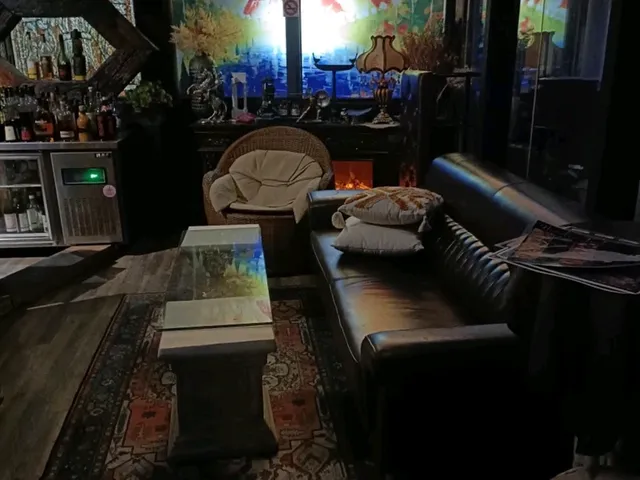 大池覓蜜Himitsu BAR&BISTRO