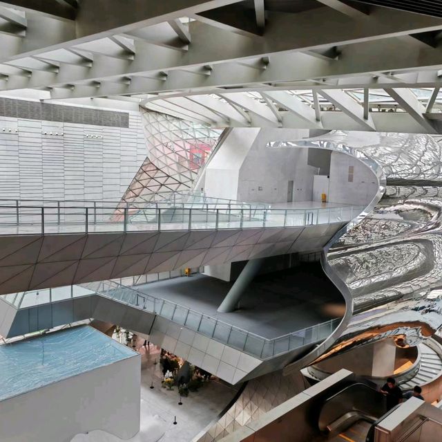 深圳當代藝術及城市規劃館