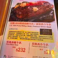人氣平民扒房！傳統港式鐵板餐‧巨形T骨牛扒 · 仲大過塊鐵板！足料👍🏻