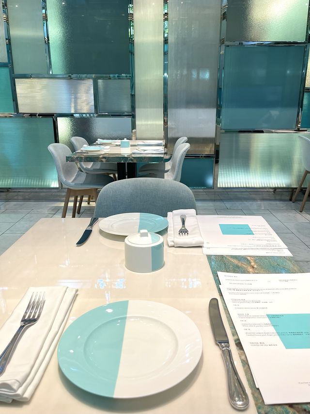 香港尖沙咀$200就能吃到Tiffany的set lunch-The Tiffany Blue Box Cafe