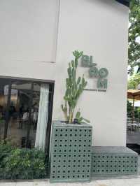 Bloom Dining คาเฟ่ขนมอร่อย ถ่ายรูปสวย ย่านพระราม 9