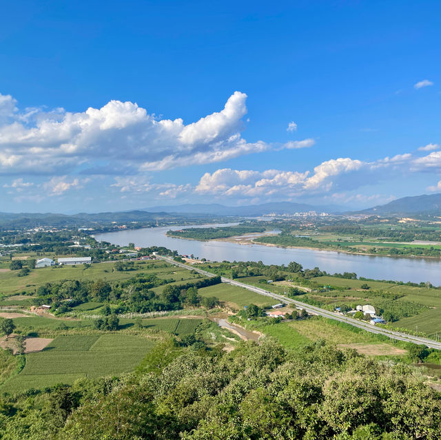 Mekong Marvel: Skywalk Serenity Soars