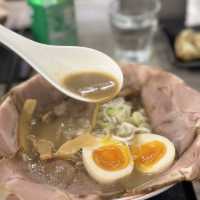 肉食控不能錯過！3倍叉燒鋪滿碗邊