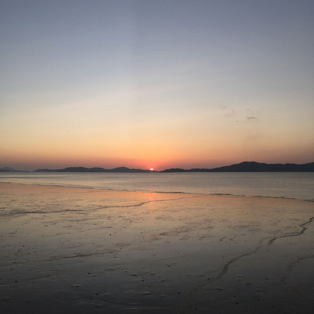 Vivid Sunset Over the Sea