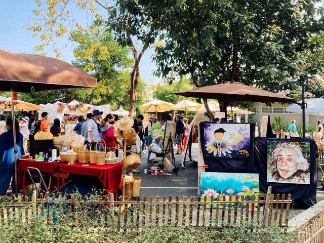 ตลาดสุดฮ็อตในเชียงใหม่ “จริงใจมาร์เก็ต” 