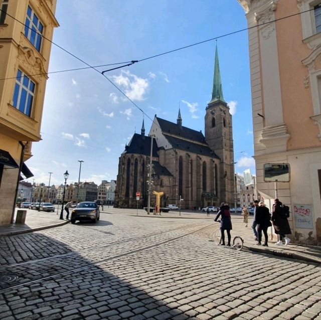 Shiny Pilsen, Czech
